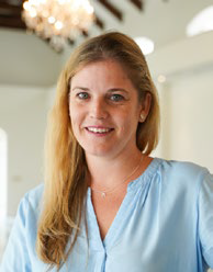 Communication: Robyn Viljoen